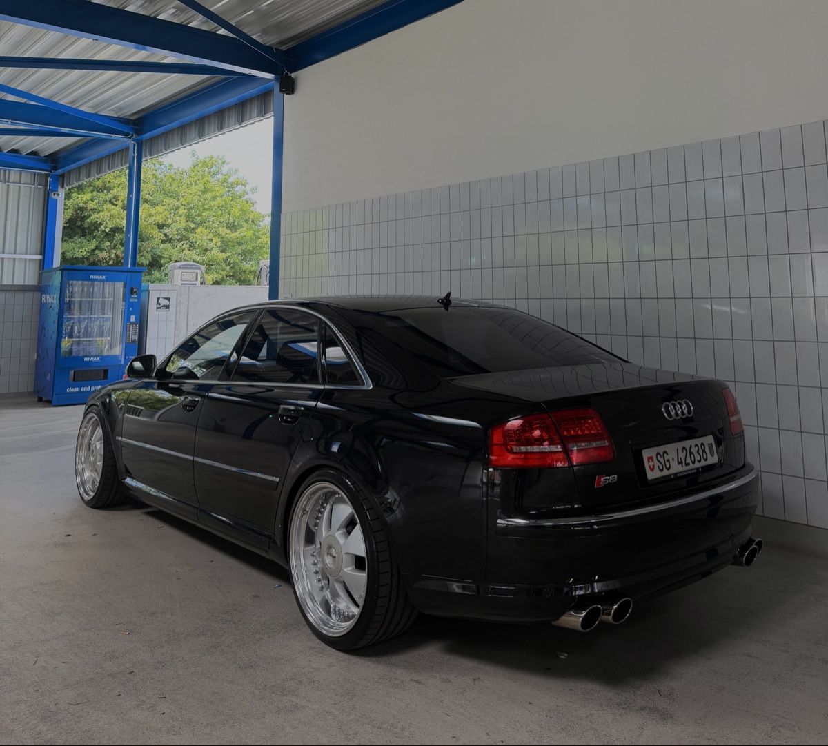 Audi Autos: Audi S8 V10 5.2 Facelift – D'occasion à Bronschhofen par SezoCarsector 2