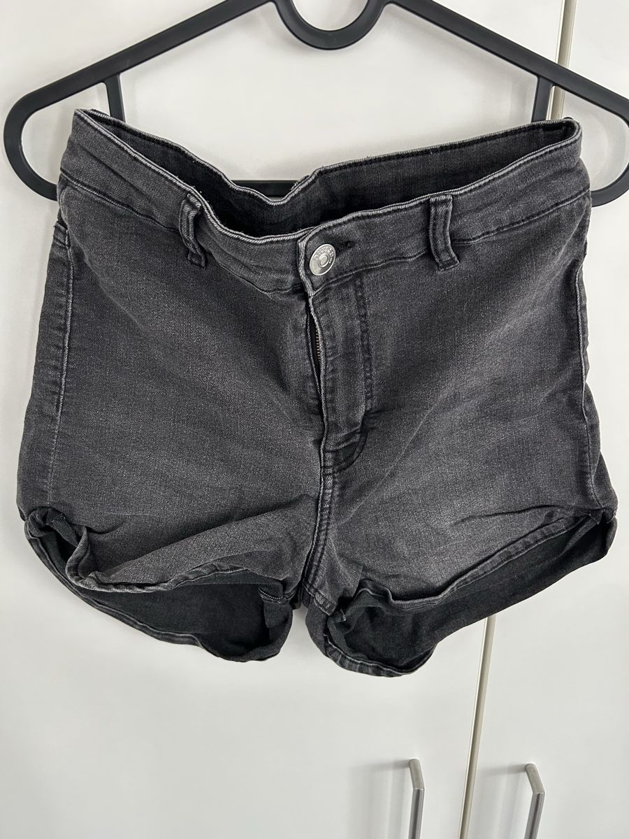 Jeans: Jeansshorts – Gebraucht aus Merenschwand von ___niggi___