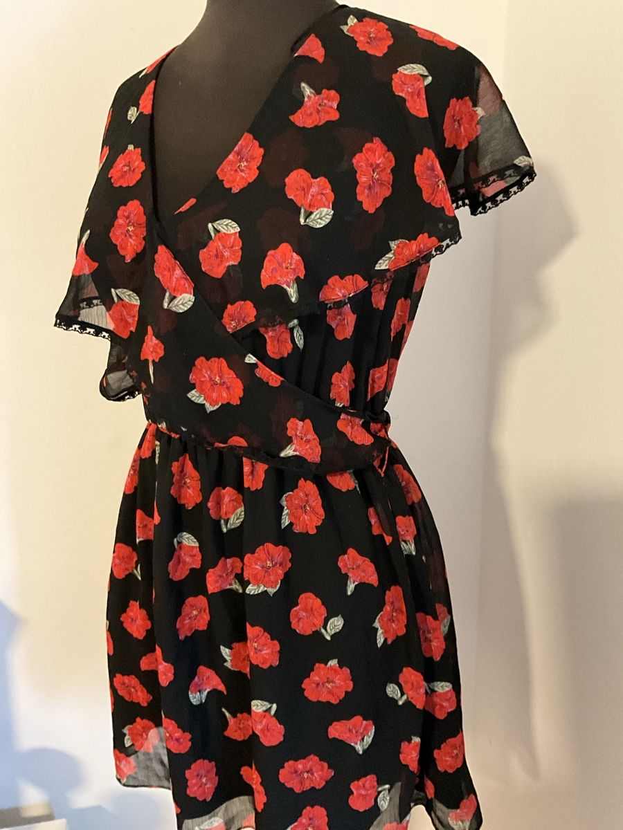 Zara Kleider: Zara Chiffon Kleid mit Blumenmuster, Grösse S – Neu (gemäss Beschreibung) aus Bösingen von ash_jnn8 2