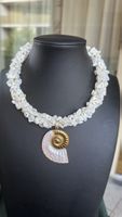 Collier aus echten geschnittenen Muschelperlen mit Anhänger 