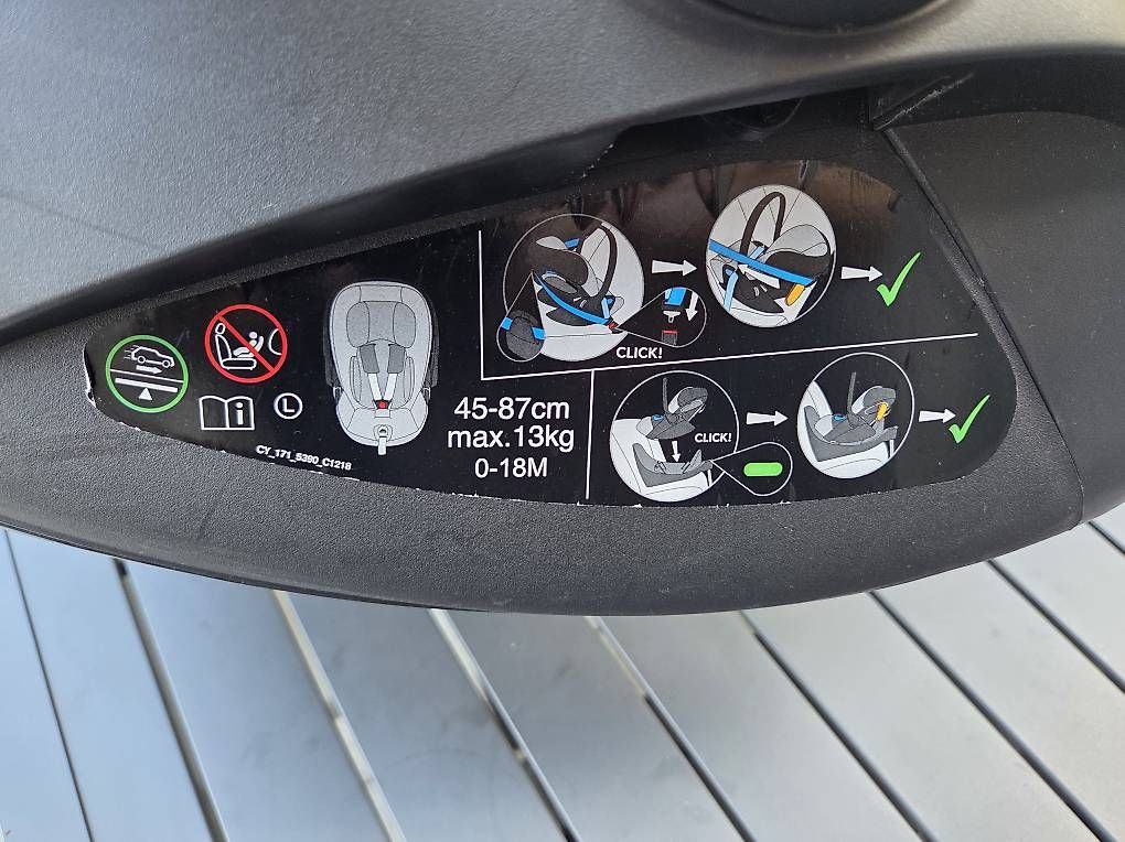 Auto-Kindersitze: Cybex Cloud Z Plus Babyschale – Gebraucht aus Igis von dani.93 1