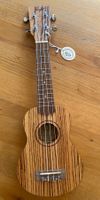 Ukulele Flight Zebrano DUS322 – neuwertig inkl. Gigbag