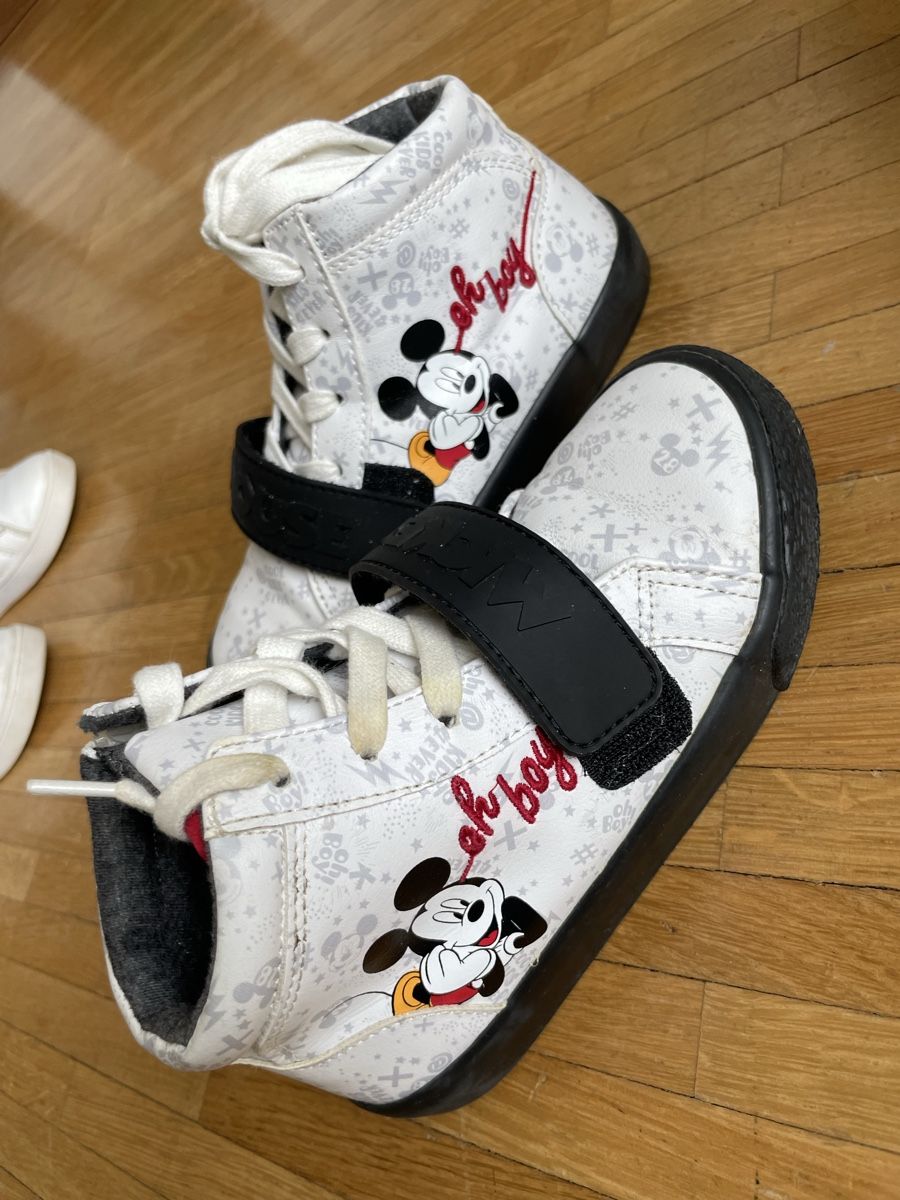 Schuhe für Jungen: Disney Mickey Mouse Sneakers gr. 28/29 – Neu (gemäss Beschreibung) aus Schlieren von kca_2mlx 1