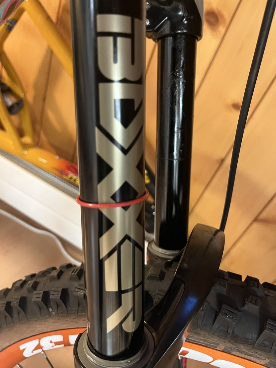 Kona Biciclette: Kona Stinky custom 27.5 – Usato da Essert FR venduto da BendaDaniel 4