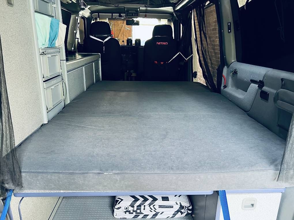 VW Véhicules de camping: VW BUSS T4 Cali. – D'occasion à Thun par Tinuone 3