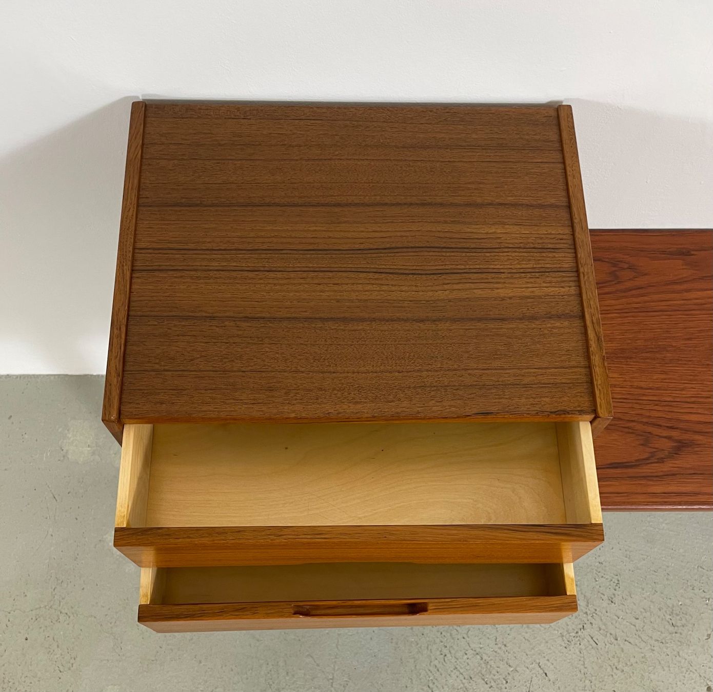 Kommoden: Kai Kristiansen Hallway Set in Teak – Gebraucht aus Basel von MidMod20C 3