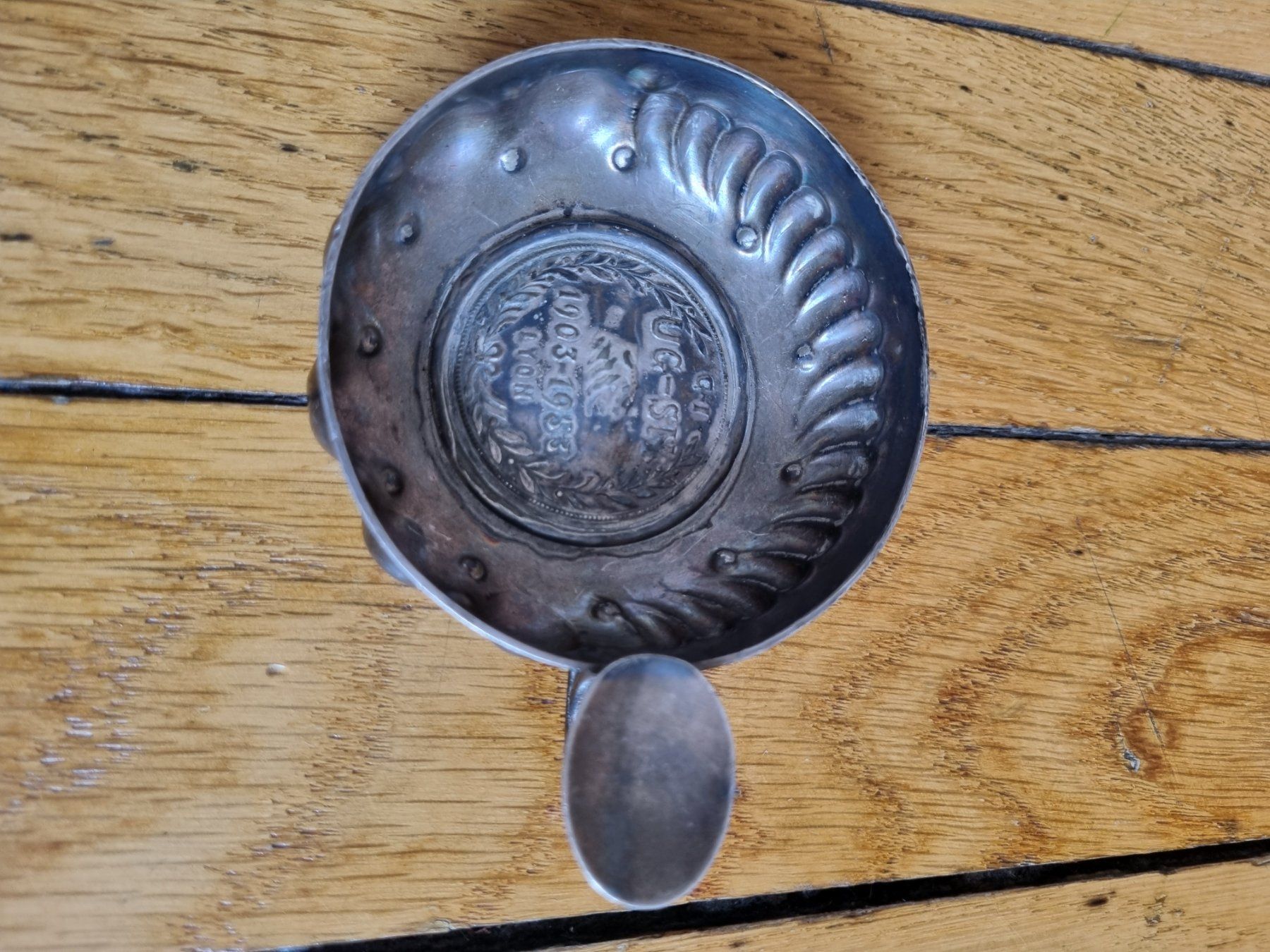 Ciotole: Alte Tastevin mit Münz Lyon 1903 -1953 – Usato da Schaffhausen venduto da Leveron13 1