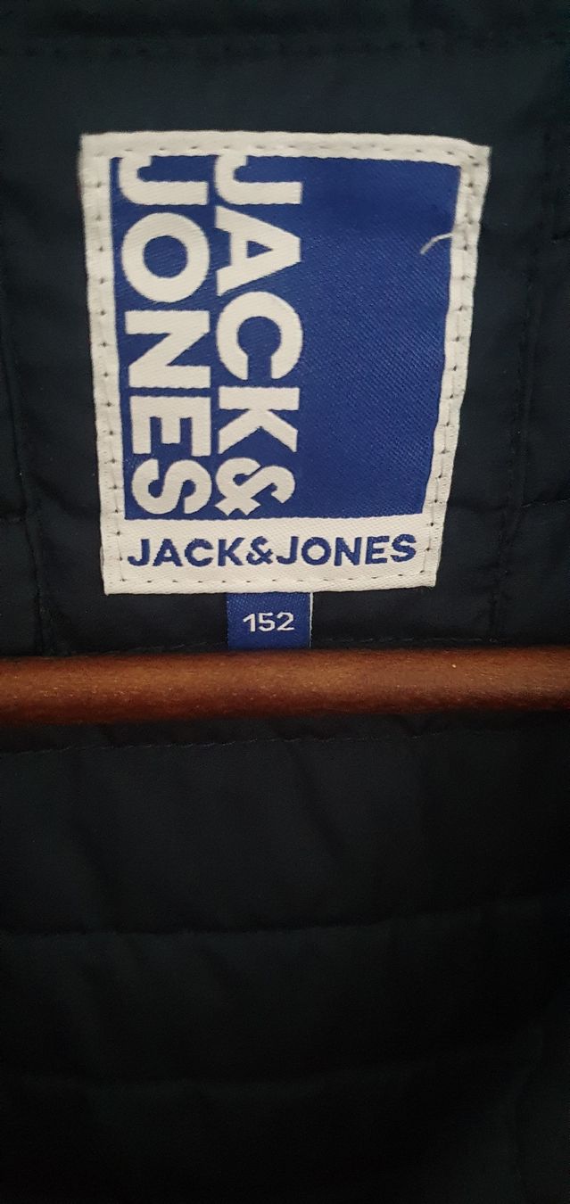 Jacken & Mäntel: Übergangsjacke Jack&Jones – Gebraucht aus Seedorf BE von are_m9kq 2