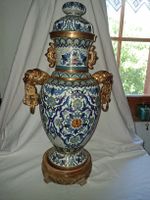 Grosse Vase mit Henkeln und Deckel, Cloisonné