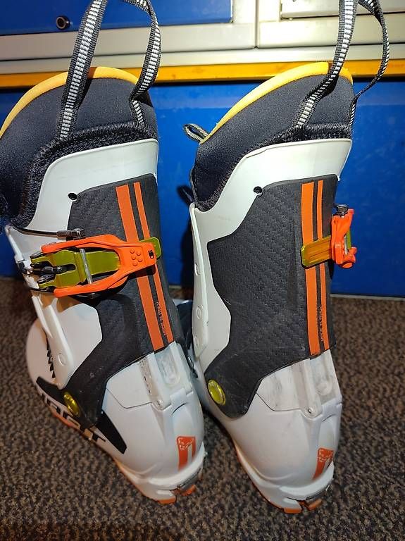 Scarpe da uomo: Dynafit TLT7 Expedition 27.0-27.5 – Usato da Mels venduto da alpinist. 1