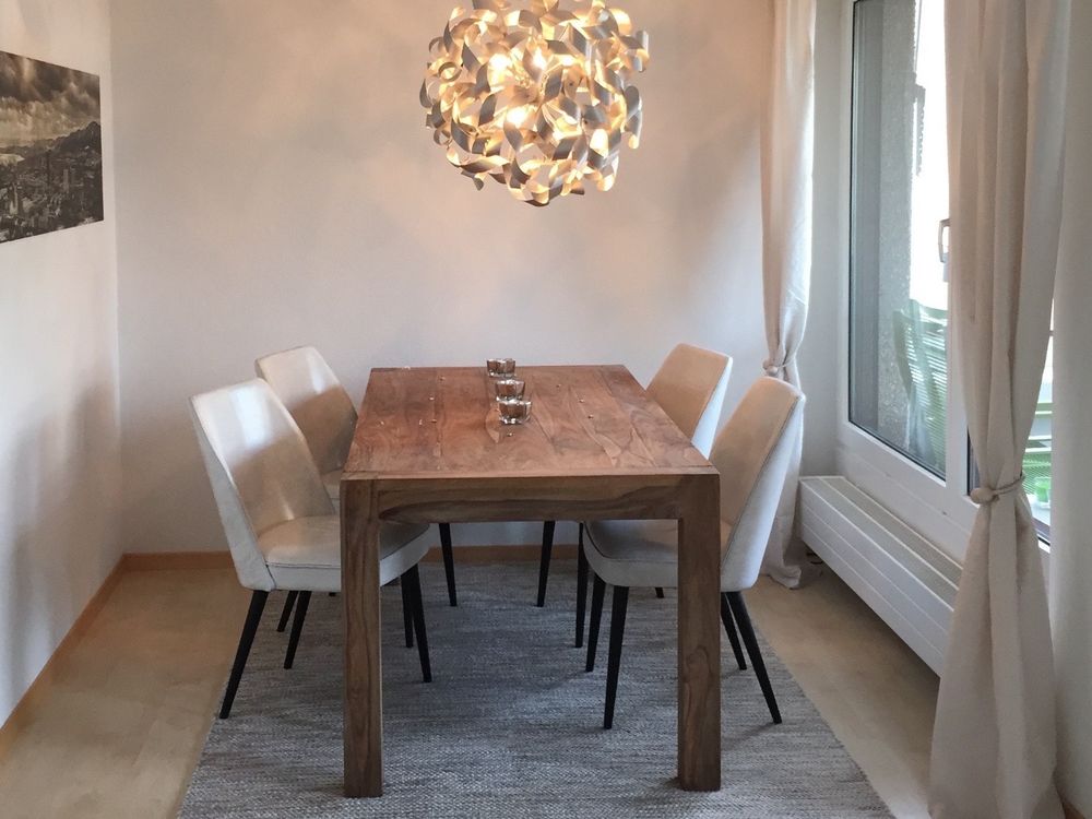 Balinesischer Holztisch &amp; Vintage Stühle | Kaufen auf Ricardo
