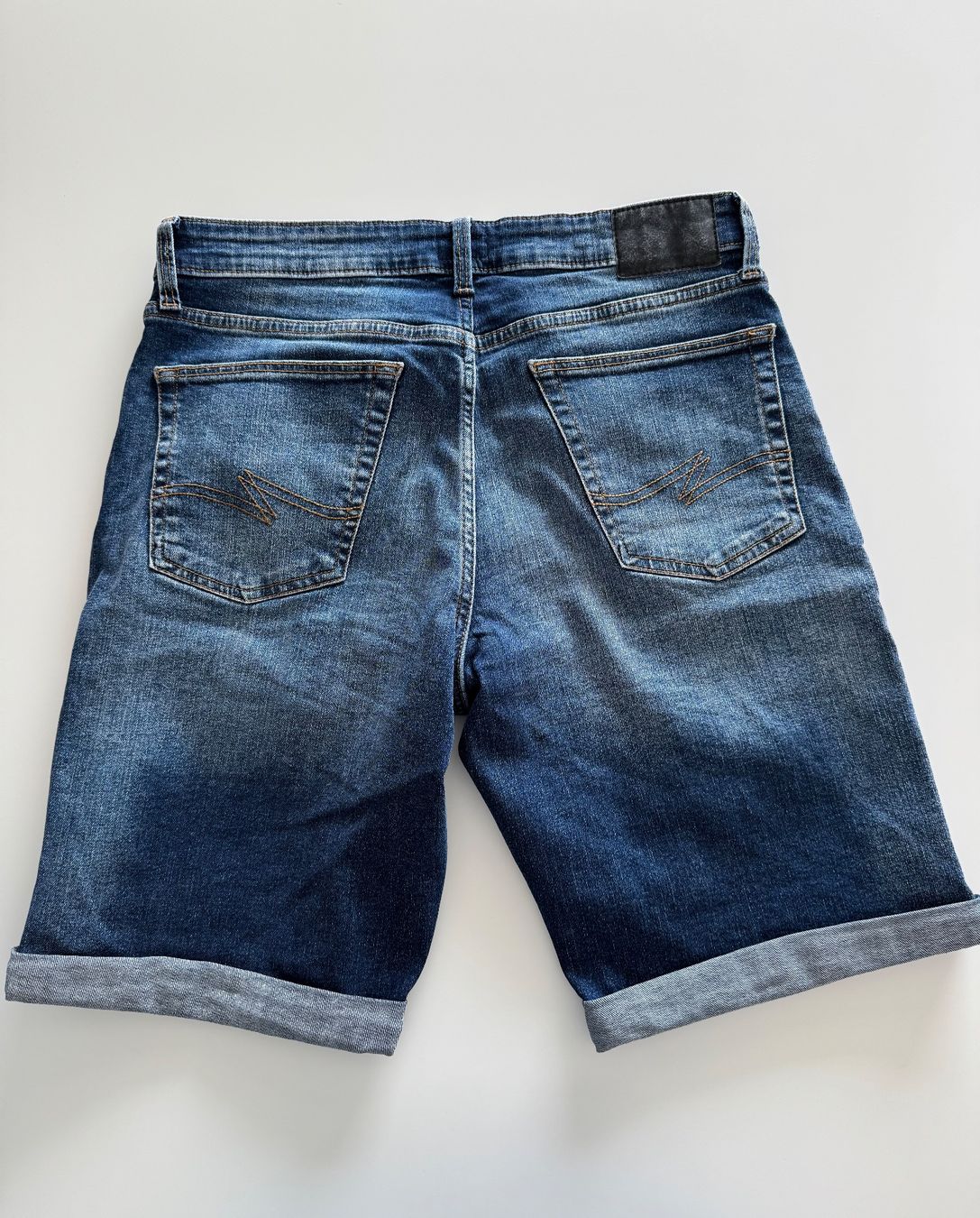 S.Oliver Jeans: Jeans Shorts S.Oliver – Usato da Domat/Ems venduto da cowi 1
