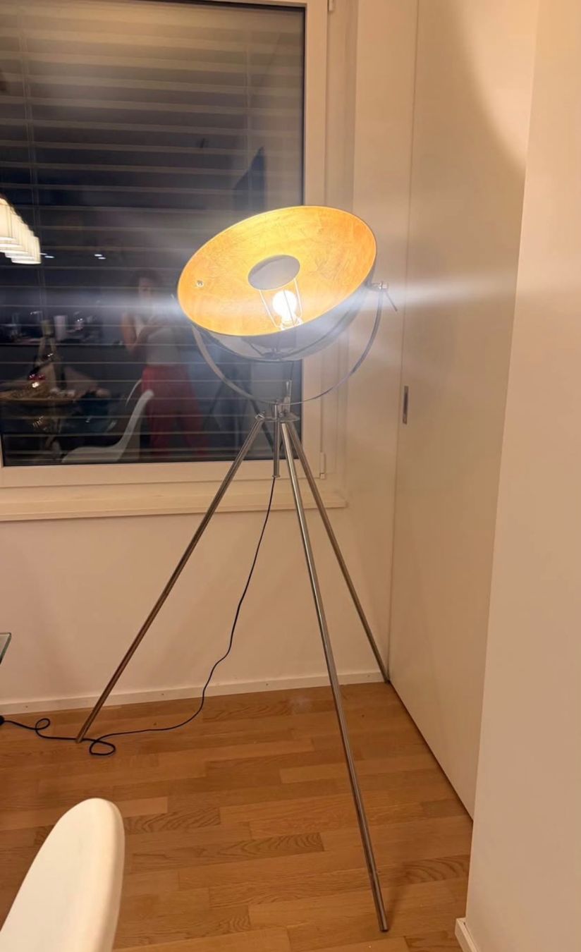 Pfister Lampade: Stehlampe Gold und Silber – Usato da Dietikon venduto da maf_2ynd 1