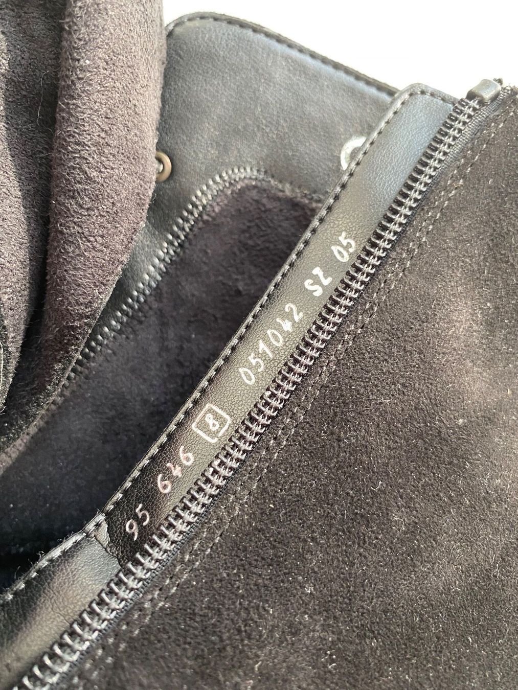 Gabor Scarpe da donna: GABOR STIEFELETTE Wildleder Damen, 42 – Nuovo e nell'imballaggio originale da Luzern venduto da falena01 7