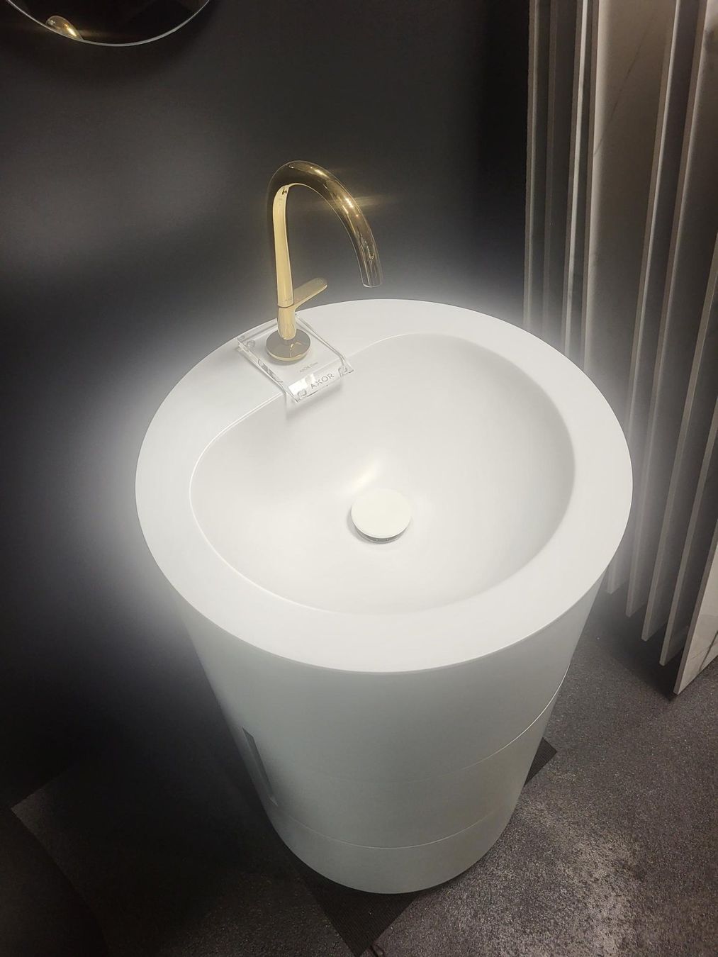 Mobili per bagno: Gäste Badmöbel / Hersteller Arlex – Nuovo e nell'imballaggio originale da Küssnacht am Rigi venduto da domusinterior 2