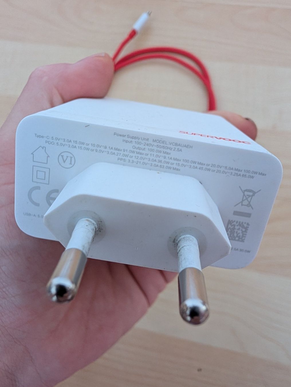 OnePlus Caricabatterie: OnePlus SuperVOOC Ladegerät 100W gebraucht mit Kabel – Usato da St. Gallen venduto da Handymaus 2