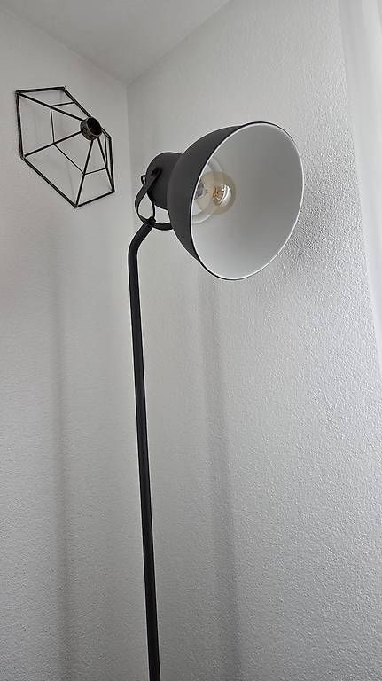 Lampen: IKEA Hektar Stehlampe – Gebraucht aus Balsthal von emotion99