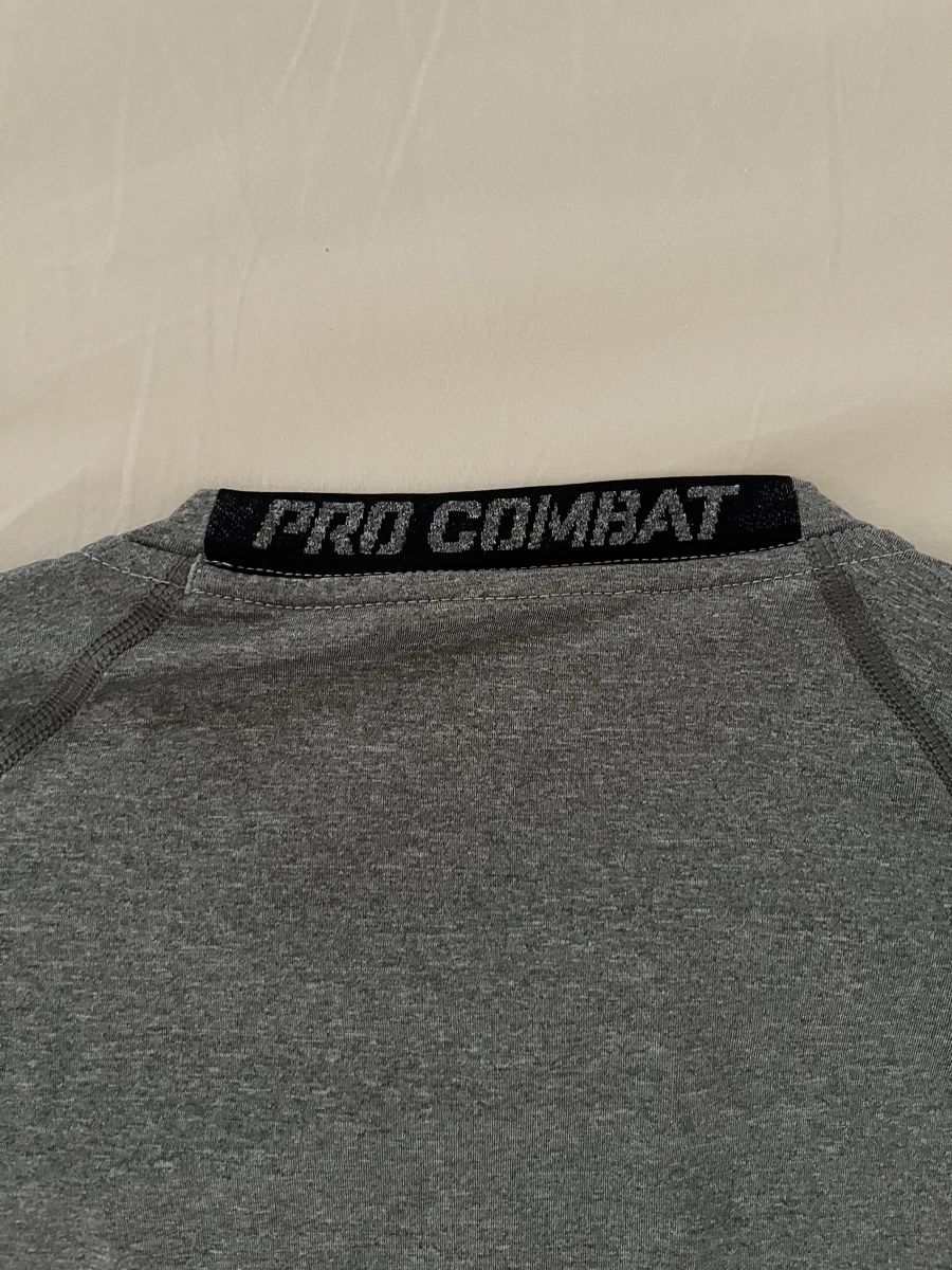 Nike T-Shirts: Nike Pro Combat Dri-Fit T-shirt – Gebraucht aus Bonstetten von kaykim 3