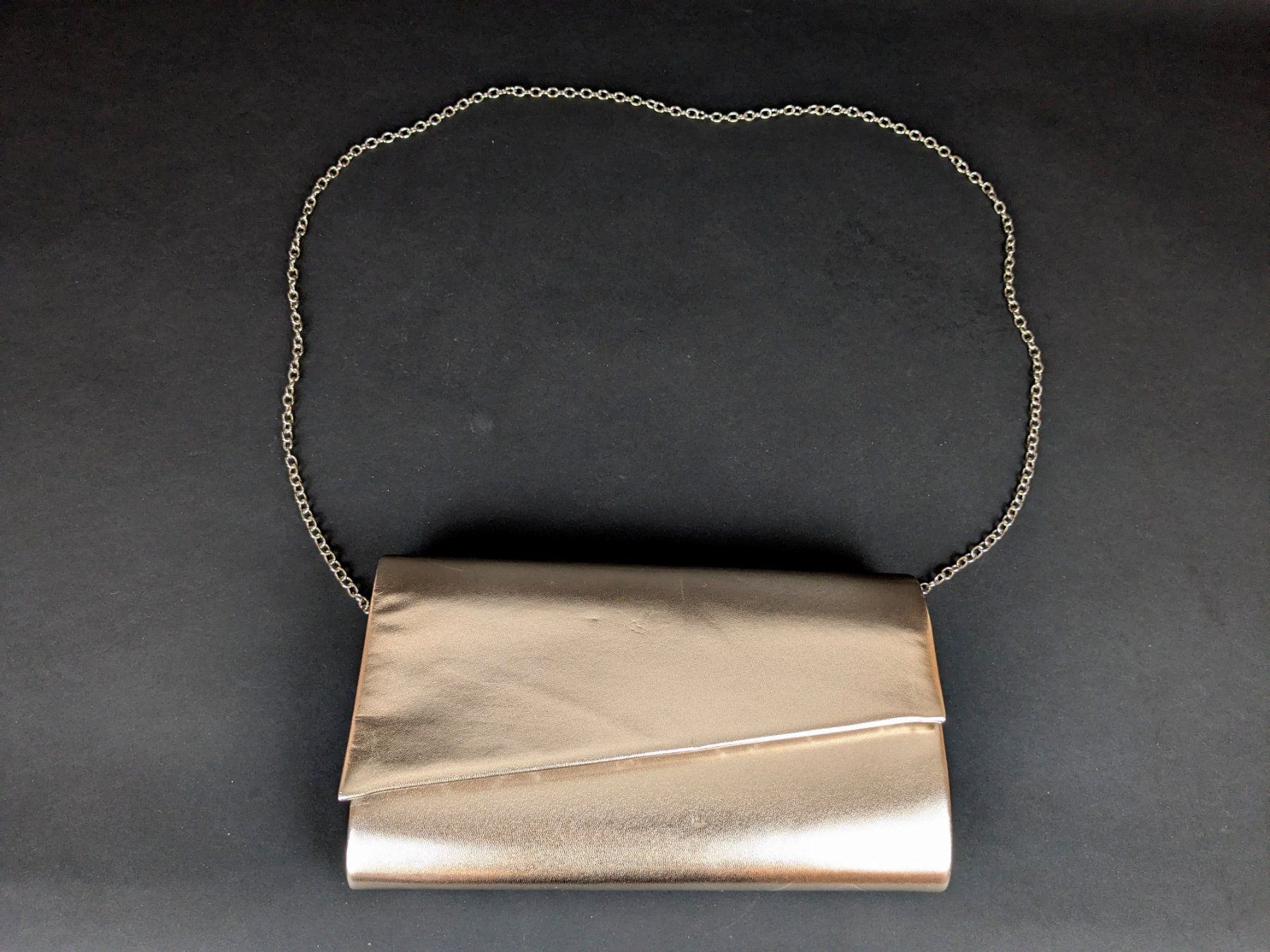 Tamaris Borse da donna: TAMARIS Clutch Tasche Gold – Nuovo (secondo la descrizione) da Thun venduto da Restwert_Thun 1