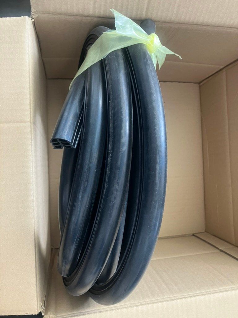 Sanitari: Dehnfugengummi EPDM 25x20mm ca 5 Meter – Nuovo (secondo la descrizione) da Zollbrück venduto da outlet16