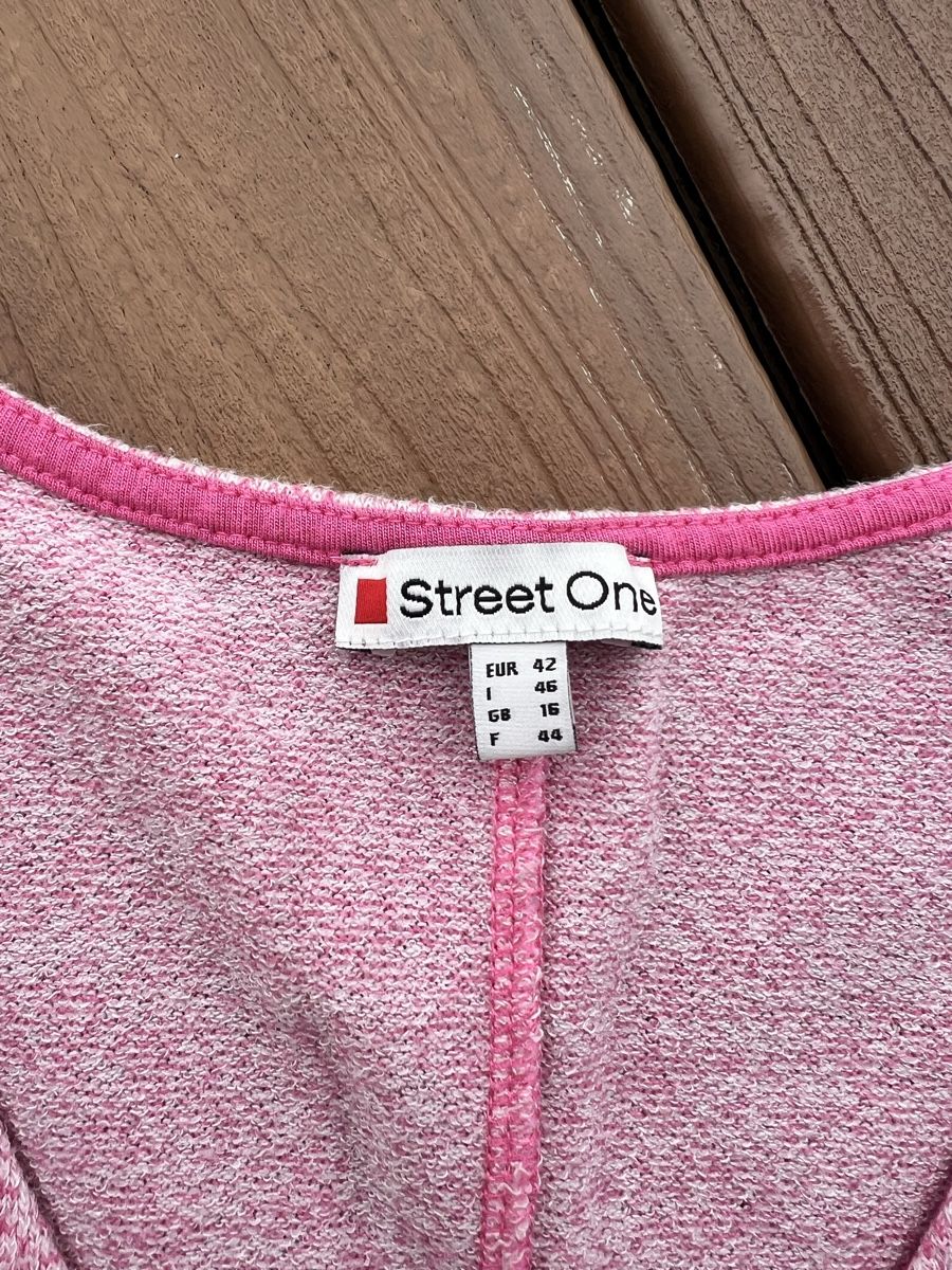 Pulls & Sweat-shirts: Street One Pulli Gr. 42, rosa – D'occasion à Oeschgen par Elmermo 2