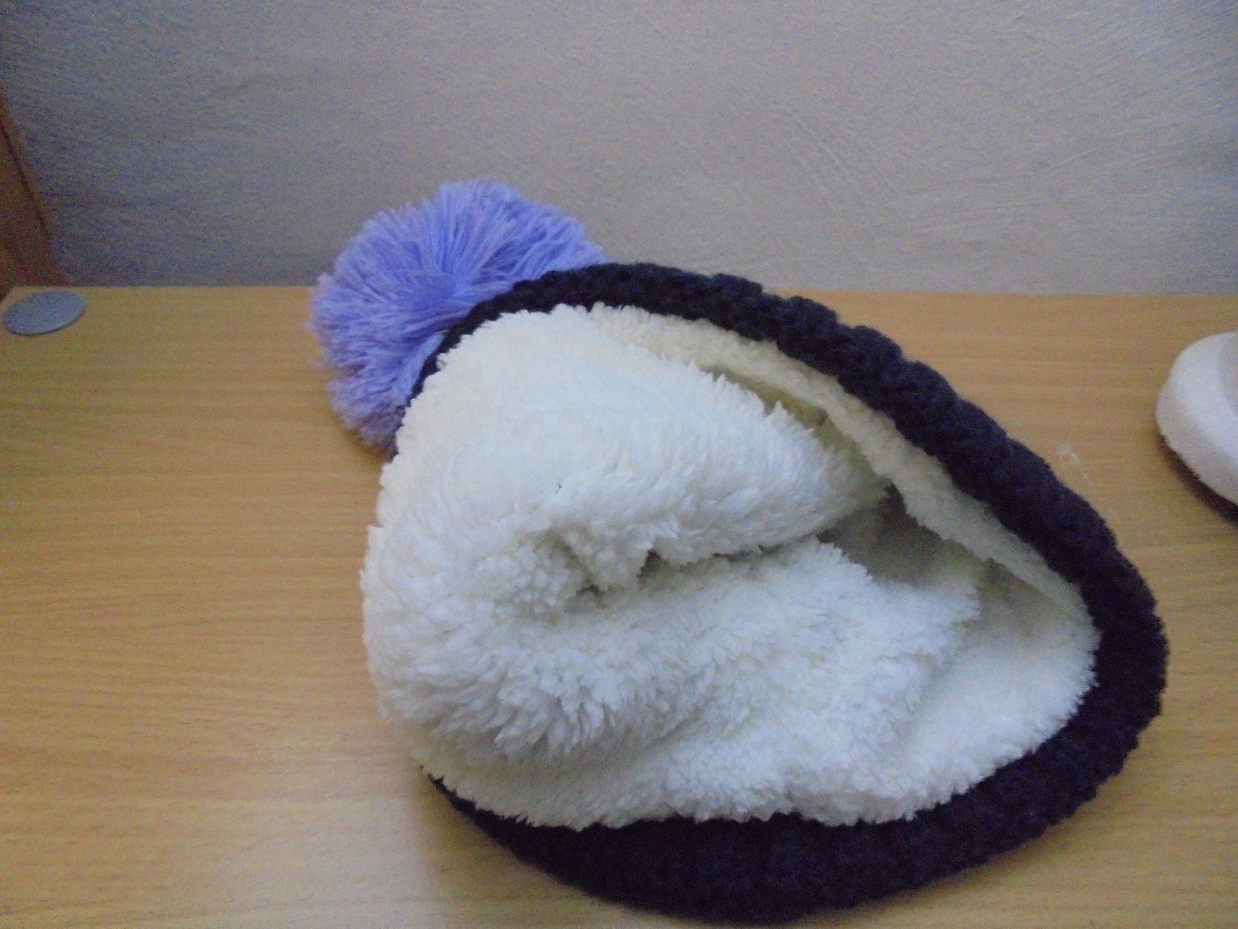 Autres vêtements garçon: Bommelmütze navy / lavender – Neuf avec emballage d'origine à Oberhallau par puper5 3