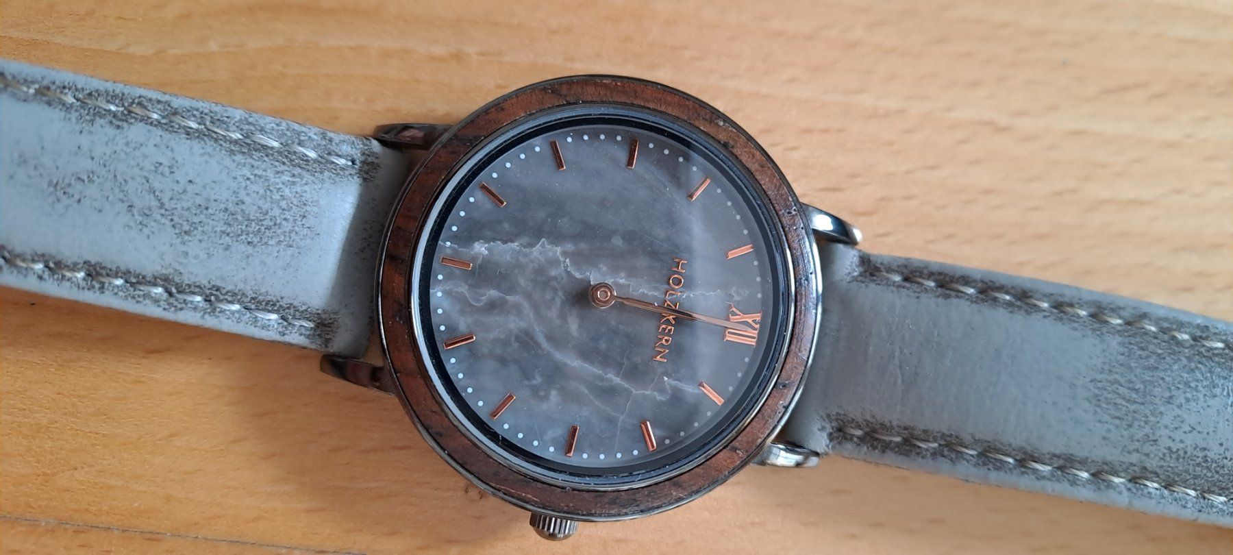 Orologi: Holzkern Damenuhr – Usato da St. Gallen venduto da muoa