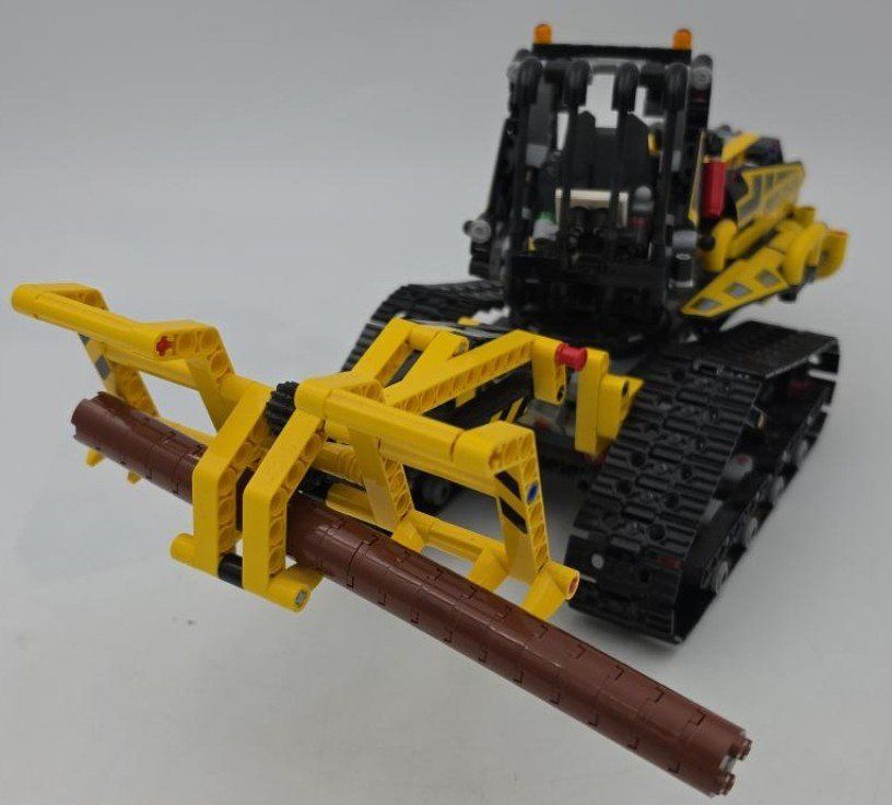 Technics Jeux de construction: LEGO Technic 42094 Tracked Loader complet boîte – D'occasion à St-Sulpice VD par Davyd-a-Doc 1