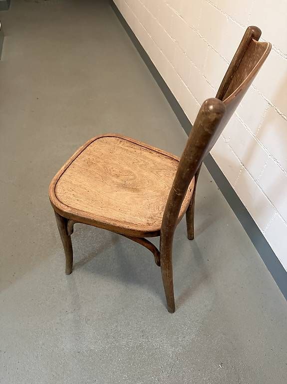 Chaises: Alte Stühle – D'occasion à Silvaplana par lisi58 2