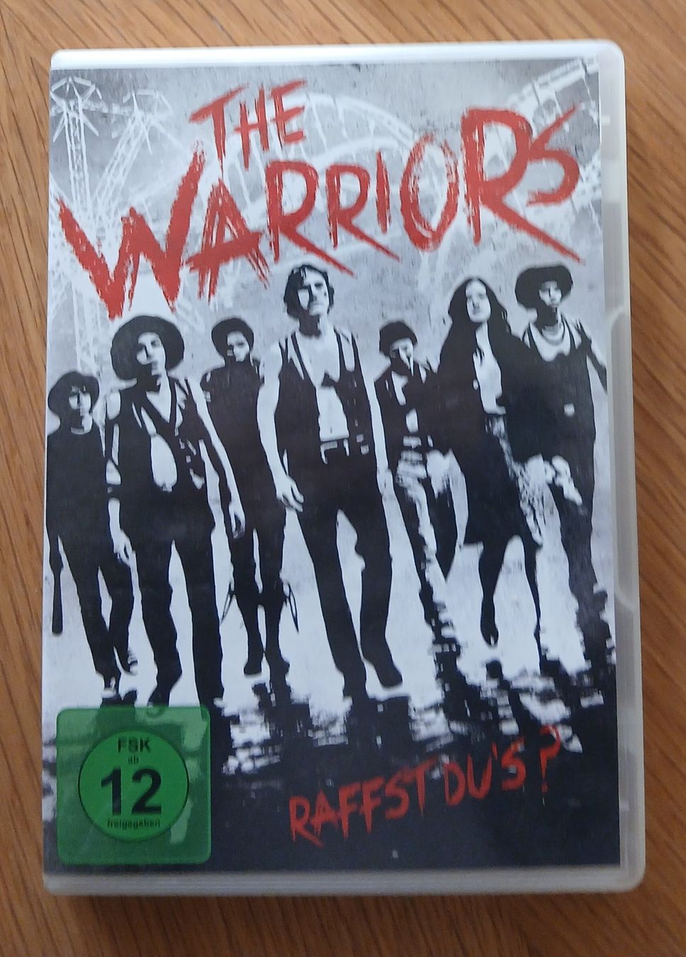Tutti i DVDs: The Warriors (DVD) TOPZUSTAND – Nuovo (secondo la descrizione) da Nänikon venduto da Skorpion11