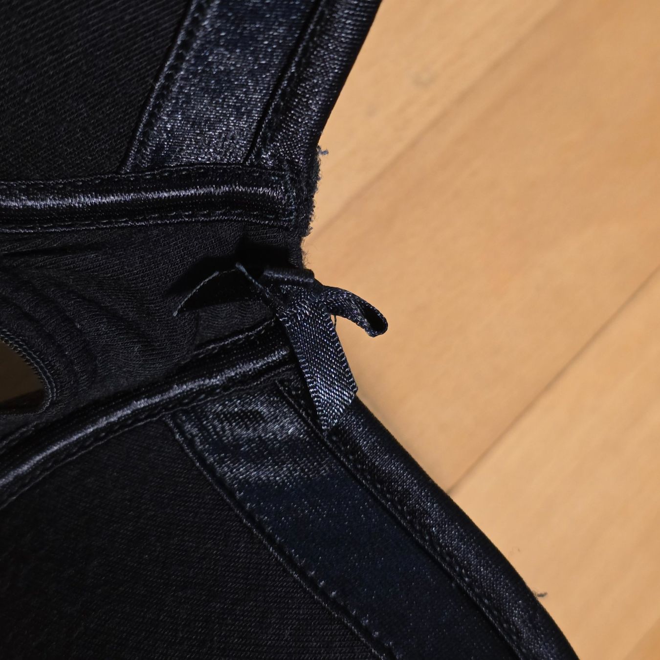 Altra biancheria intima: Schwarzer BH 85A basic getragen – Usato da Wald ZH venduto da CapLux 4