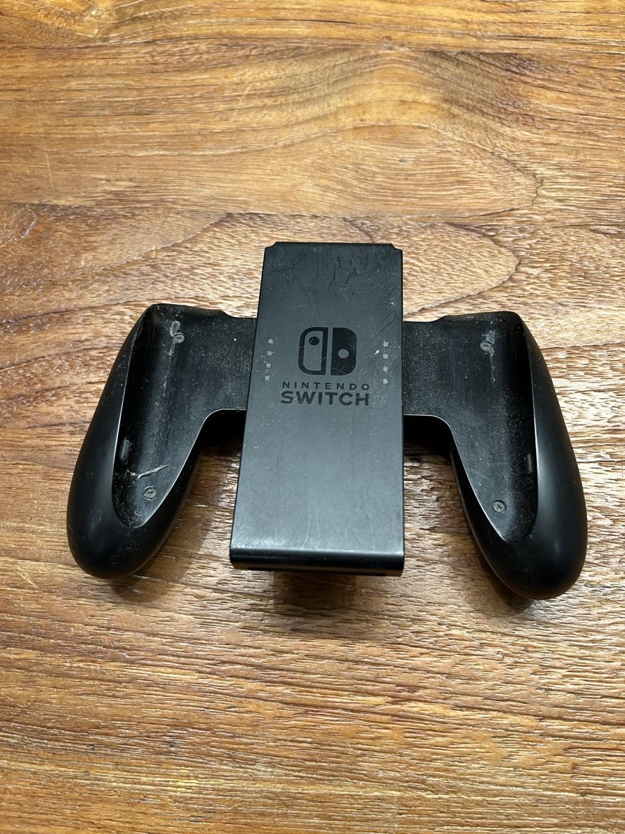Nintendo Consoles: Nintendo Switch e accessori – D'occasion à Pura par videodrome 6