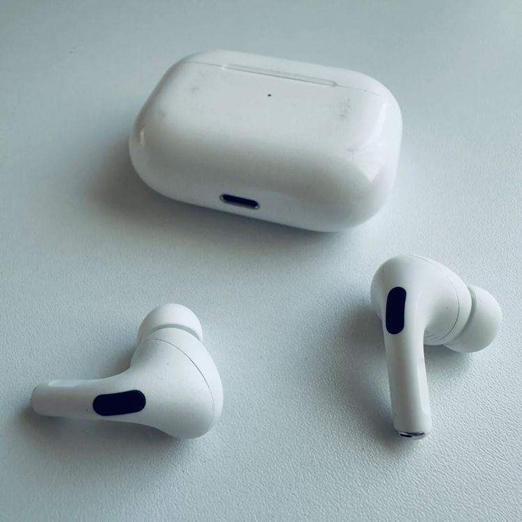 Apple Kopfhörer: Original Apple AirPods Pro 1 Gen. Wireless Lightning C Kabel – Gebraucht aus Basel von MY.AIRPODS.SHOP 7