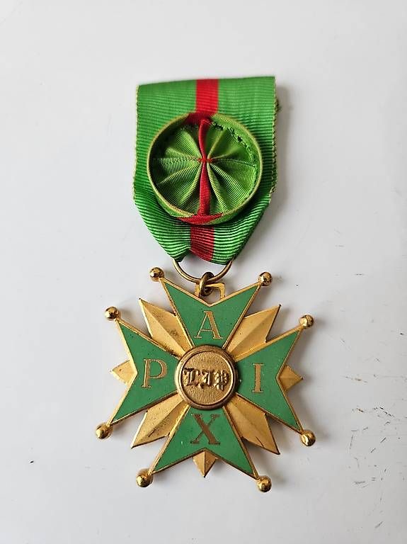 Medaillen: Medaille militaire paix – Gebraucht aus Genève von show88