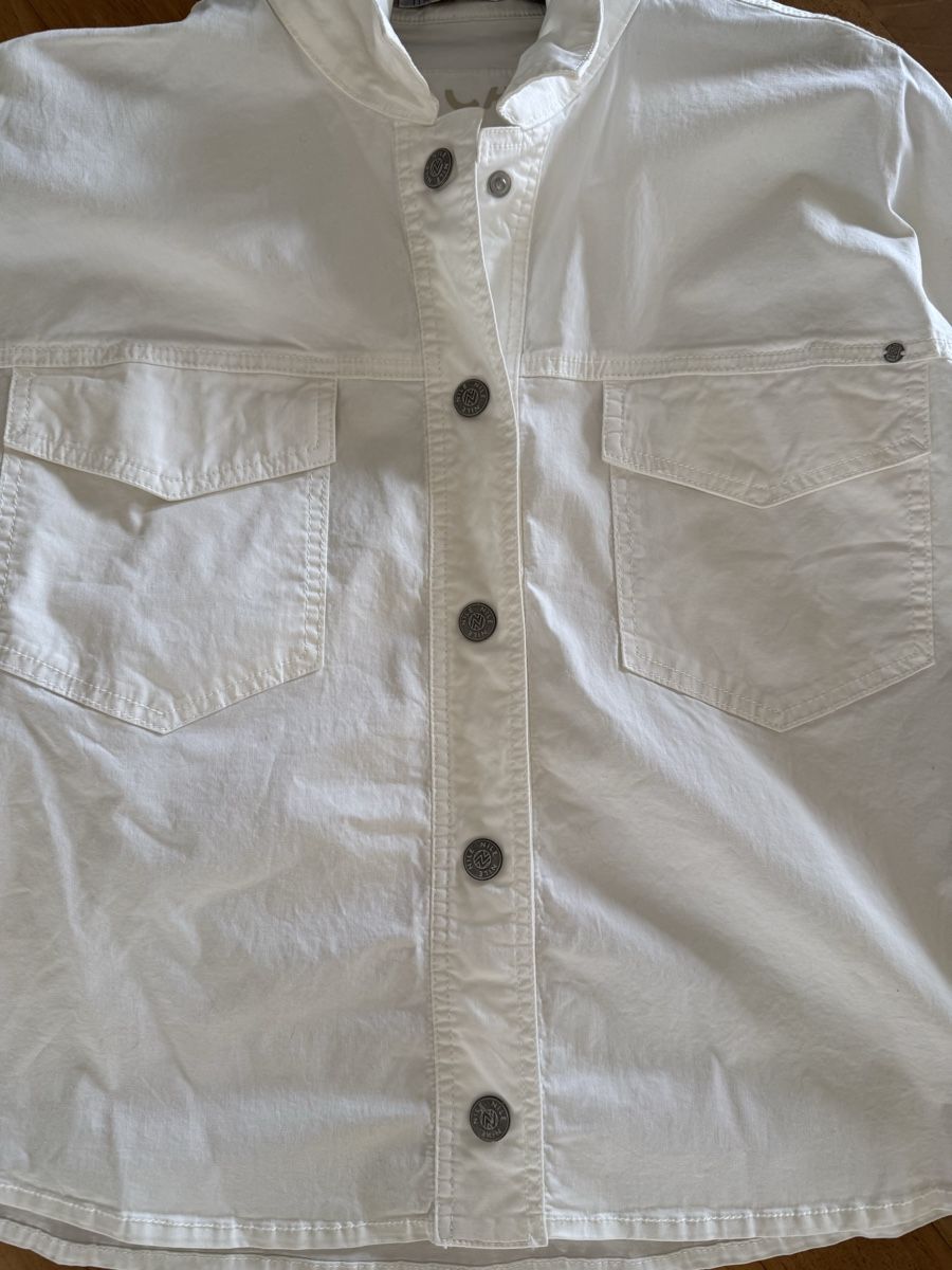 Nile Camicette: Nile Bluse-Jacke – Nuovo (secondo la descrizione) da Schachen LU venduto da Bassman02 1