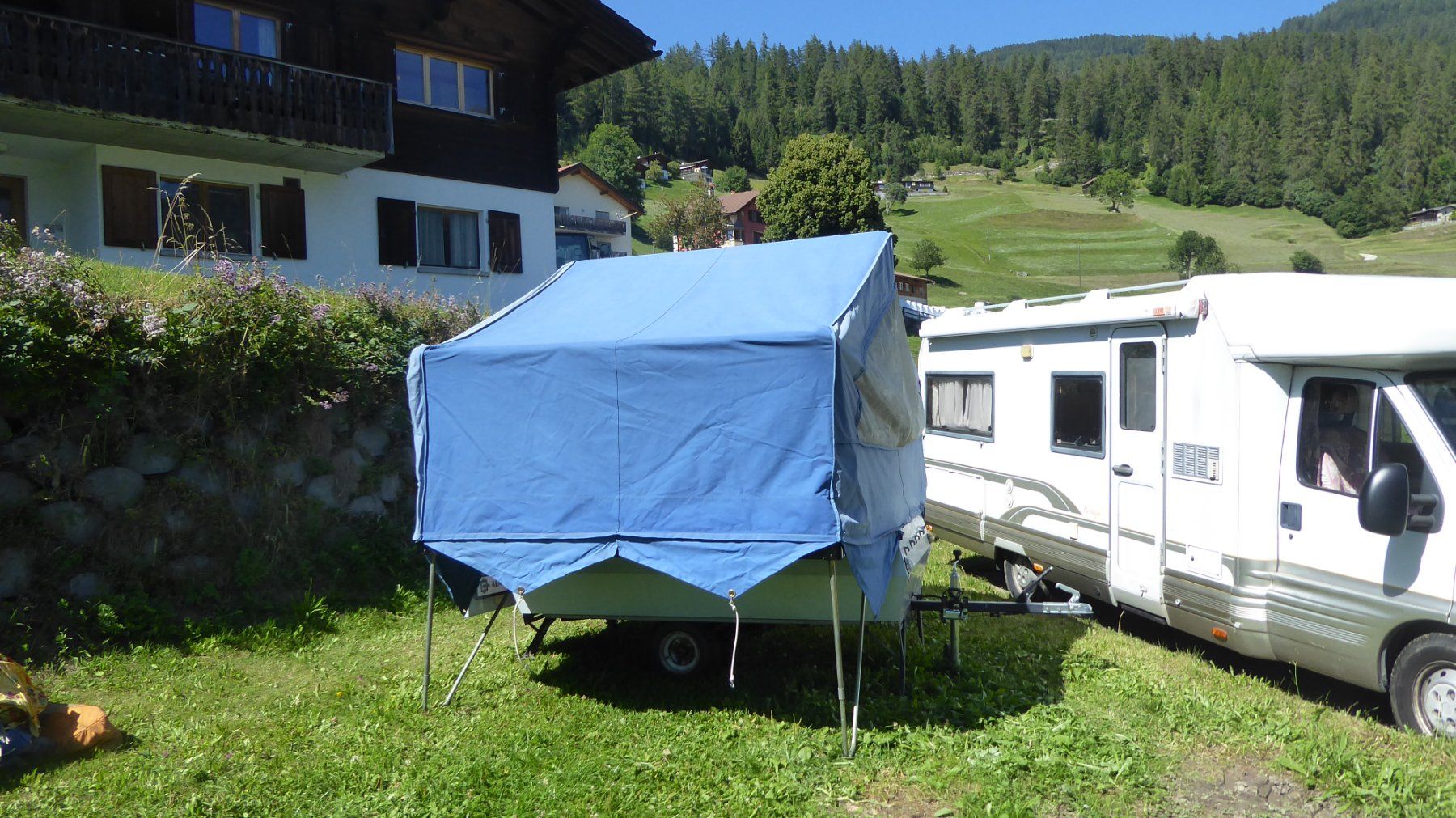 Rimorchi: Zeltklappanhänger klein aber fein – Usato da Scheid venduto da Neras 2