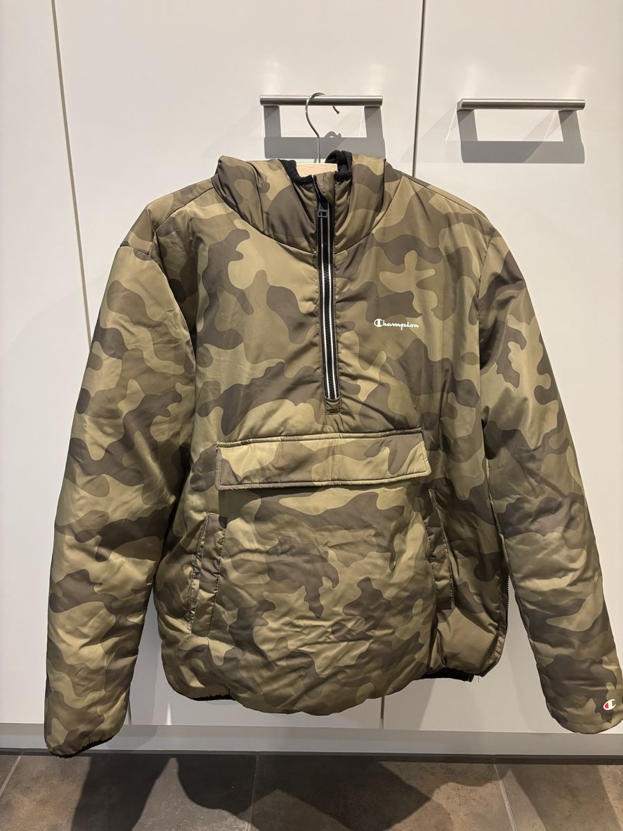 Champion Giacche: Champion Anorakjacke – Usato da Gossau SG venduto da laro263
