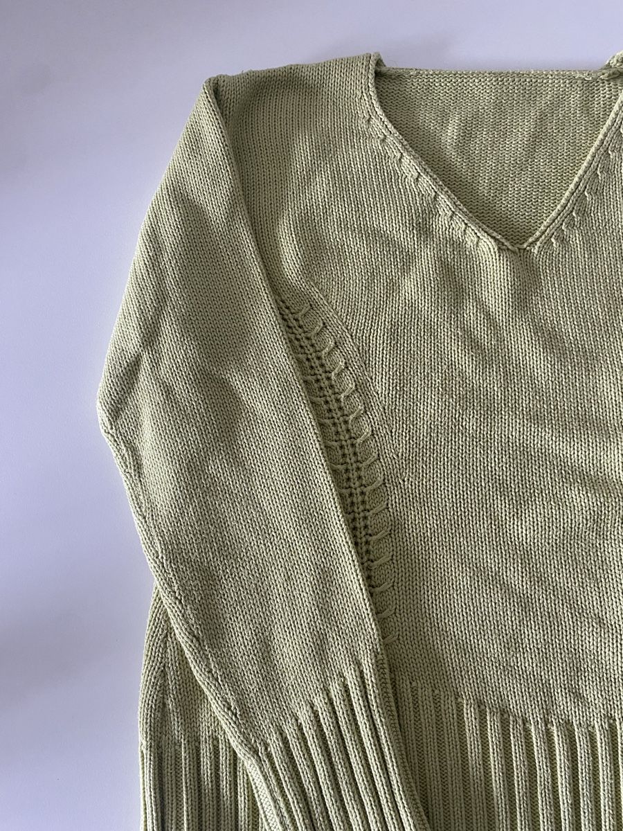 Maglioni & Felpe: Wunderschöner, hellgrüner Strickpullover mit V-Ausschnitt – Usato da lommis venduto da inf_thv8 1