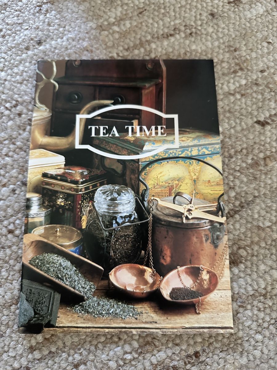 Bücher: Tea Time – Gebraucht aus Grüningen von DomegaStore