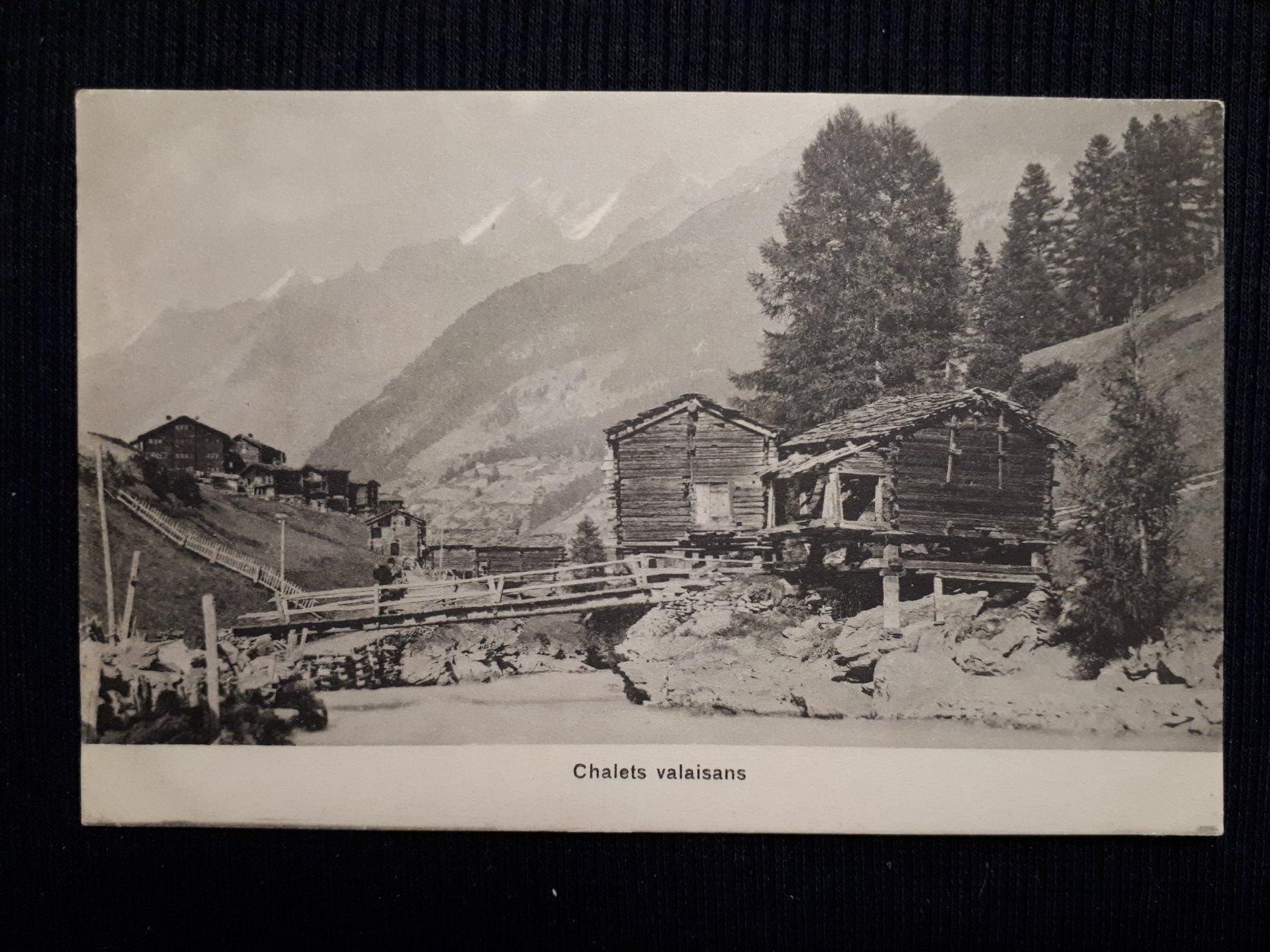 Ansichtskarten: . CHALETS VALAISANS – Gebraucht aus Ponto Valentino von giorgia06