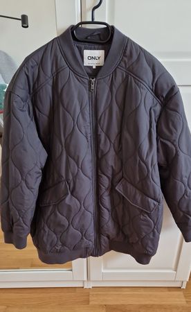 ONLY Bomberjacke lang ONLTINA gesteppt grau L