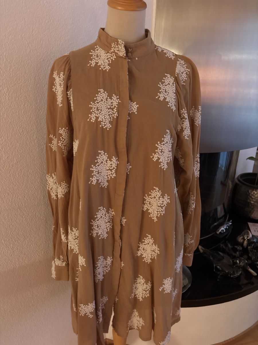 Vestiti: Bruuns Bazaar Kleid, Grösse 36 – Nuovo (secondo la descrizione) da Embrach venduto da Dmoney 3