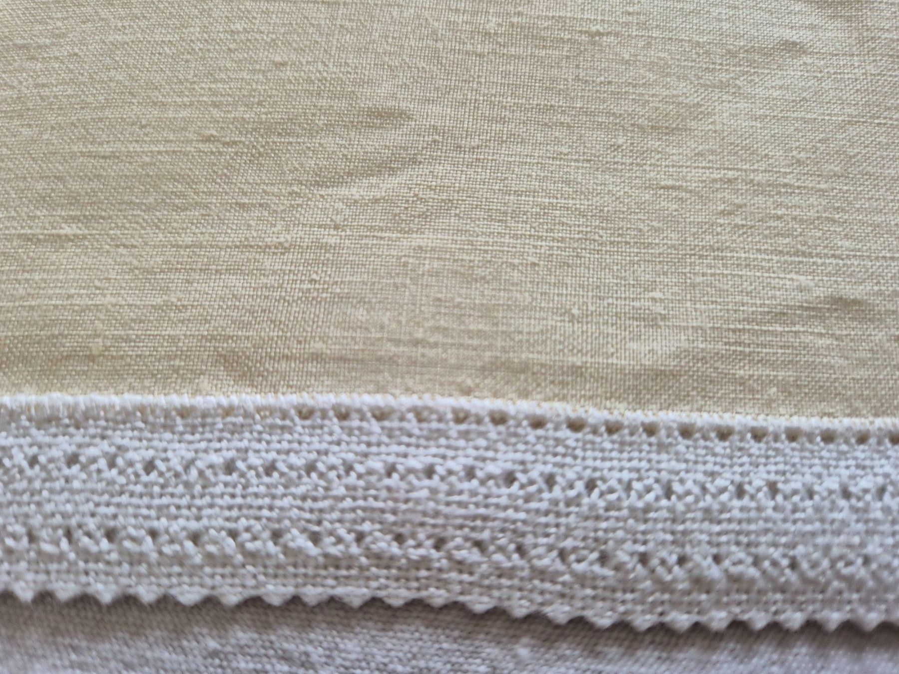 Altra biancheria da tavola: Handgestickte Tischdecke mit Veilchenmuster, Vintage Stil – Usato da Bern venduto da aronari 6