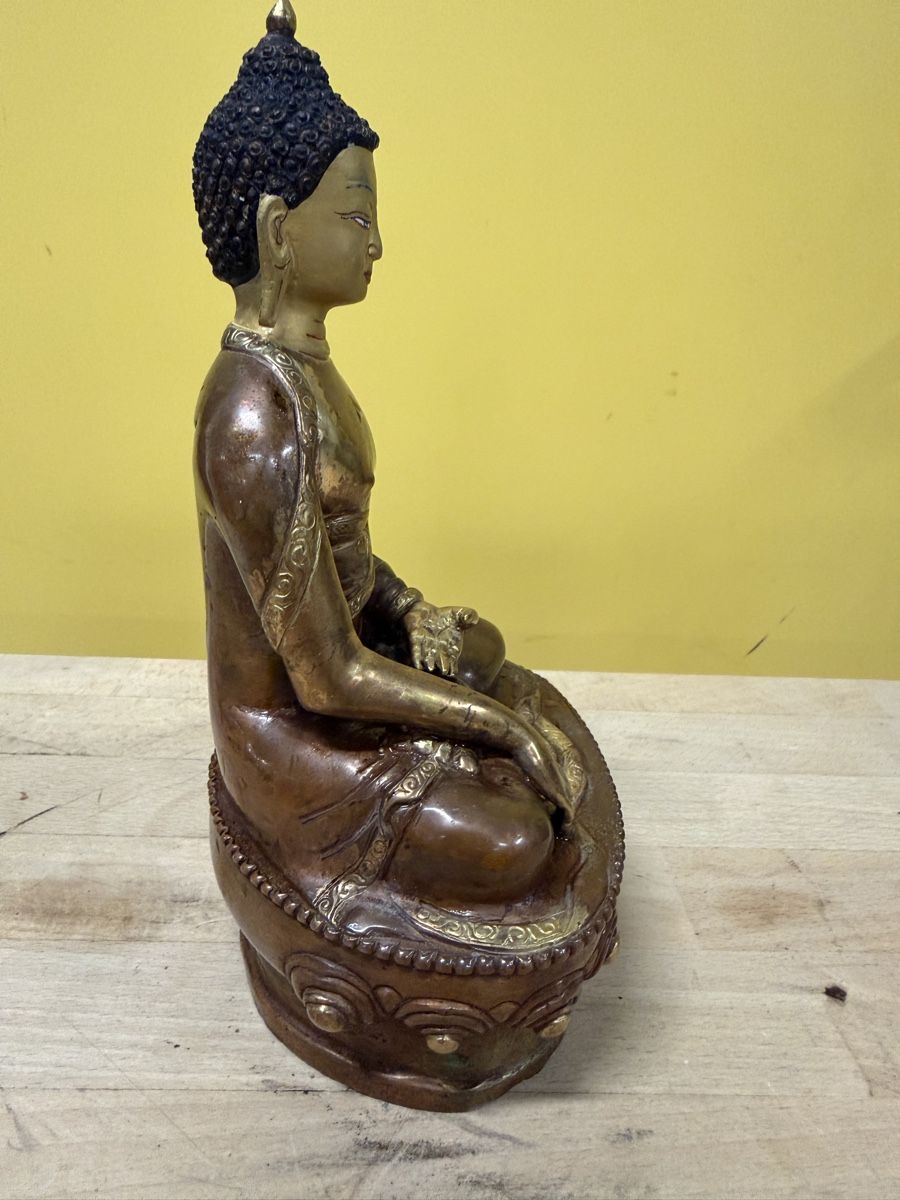 Statuette: Buddha Figur Messing Sitzend mit Sockel antik – Usato da Strengelbach venduto da RaenAntikDesign 3