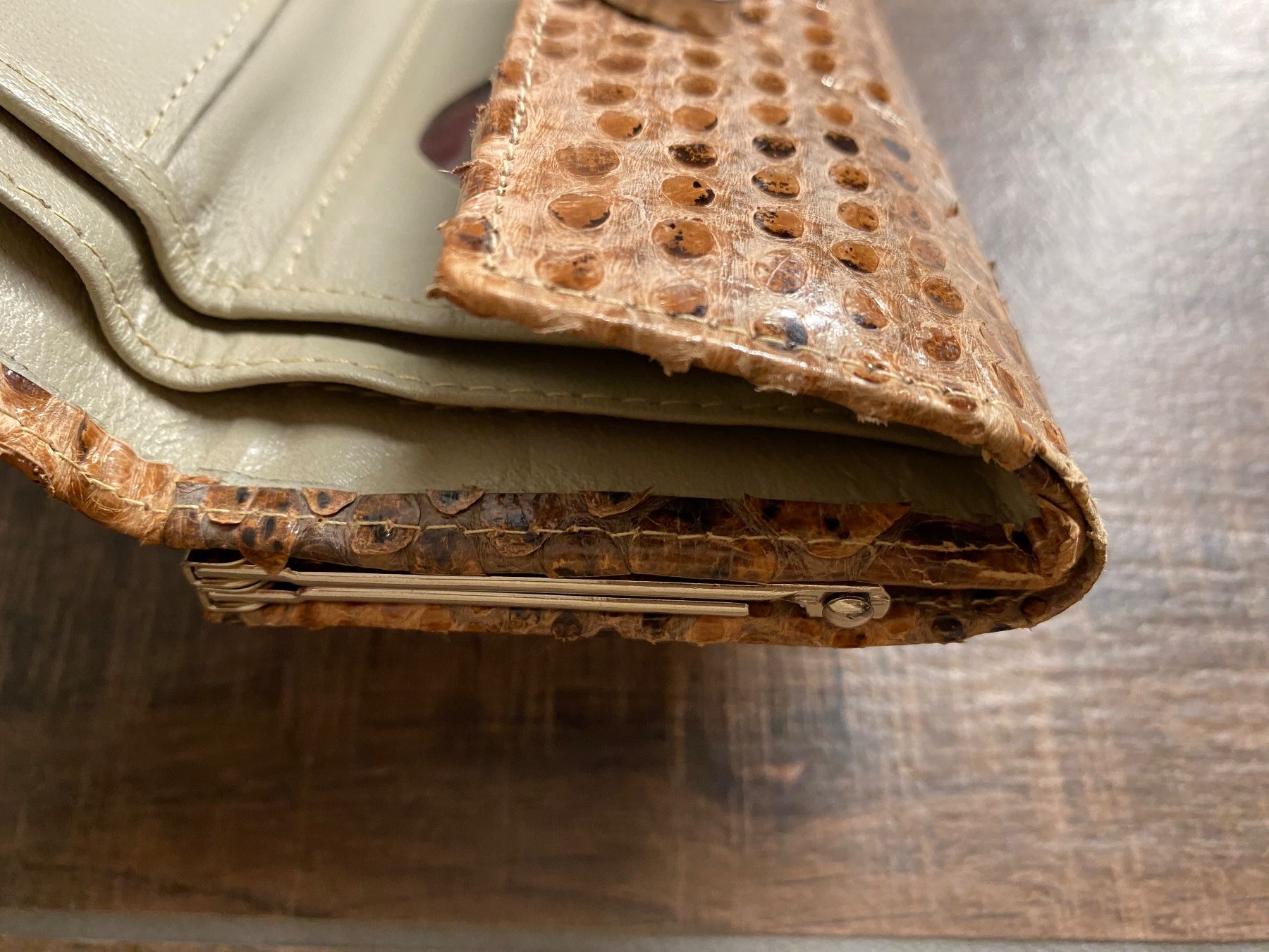 Brieftaschen: Portemonnaie Kroko-Style braun – Gebraucht aus Pratteln von a23_j2gs 3