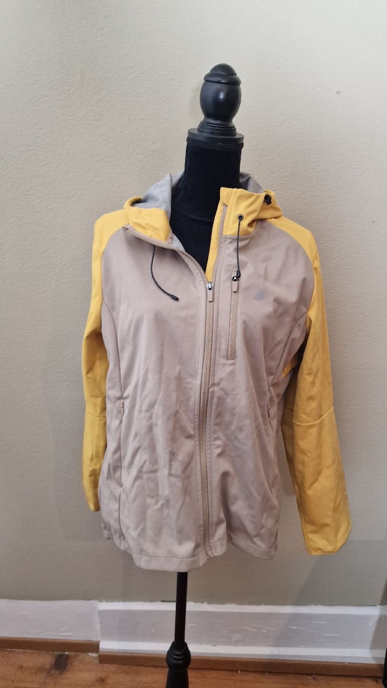 Giacche: Sportjacke beige-gelb Gr 42 – Nuovo (secondo la descrizione) da goldach venduto da seegoldi13