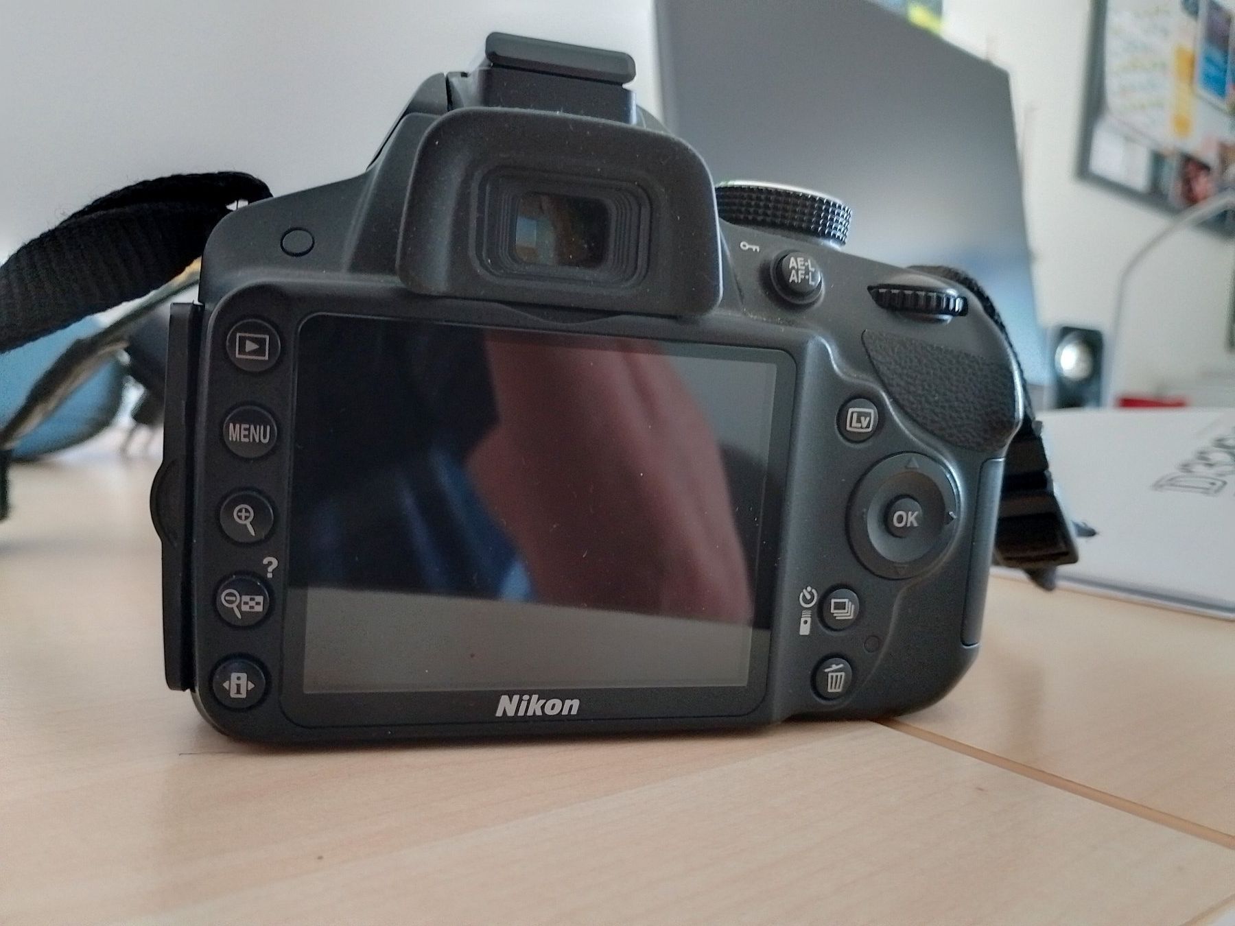 Nikon Fotocamera: Nikon D3200 – Usato da Bülach venduto da Berg9Boby 4