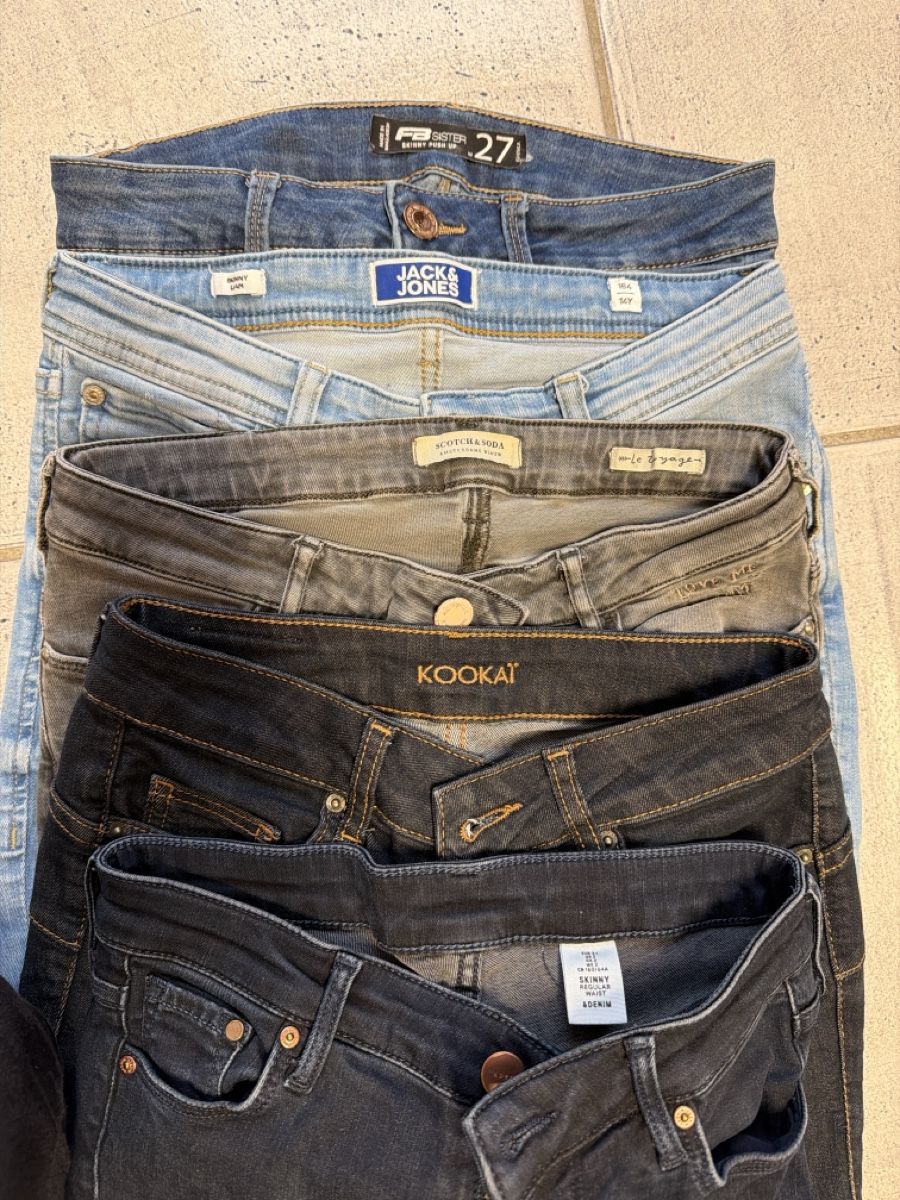 Pantalons: Jeans Gr 164/ W27 / 34 / 14 – D'occasion à Langenthal par littlegirls