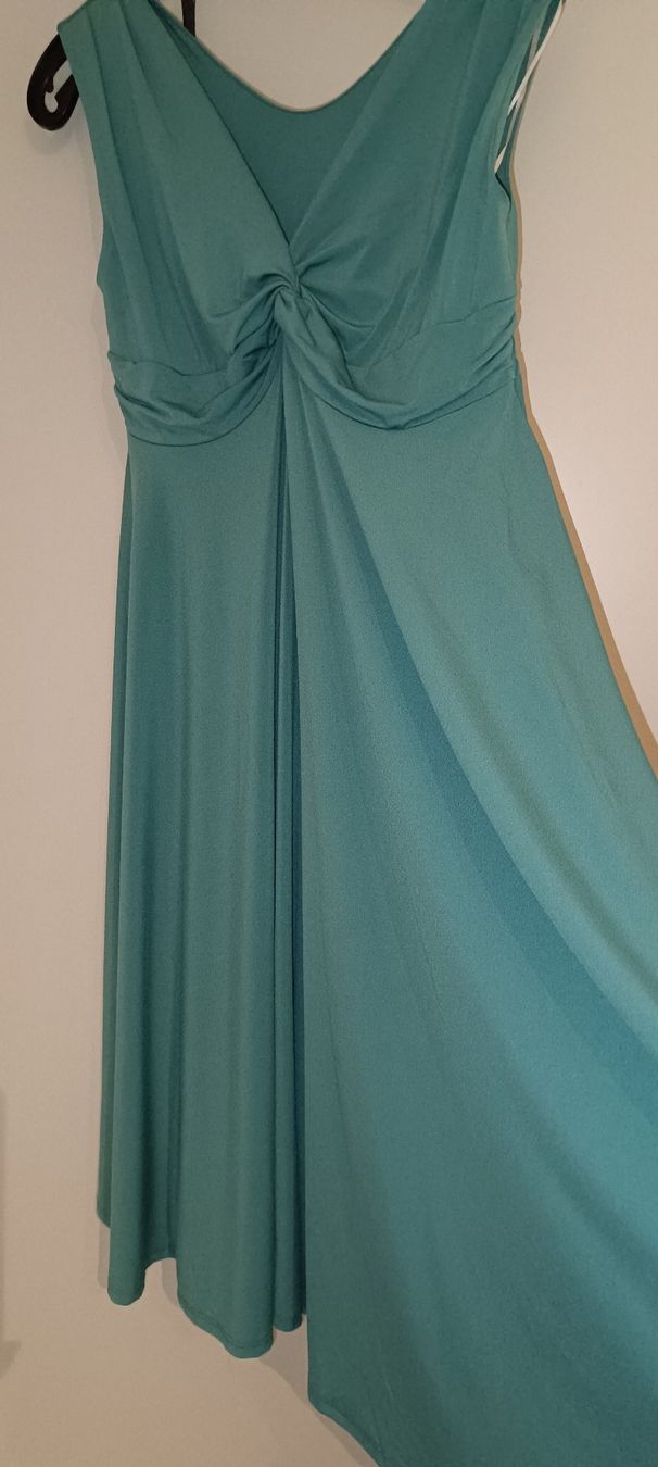 Robes: Kleid – Neuf (Voir description) à Mellingen par Kar_rm6h 1