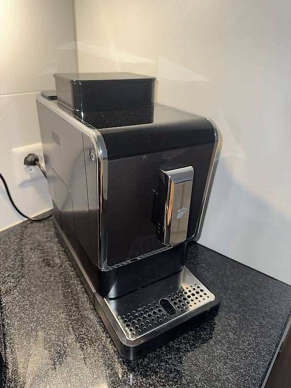 Kaffeemaschinen & Espressomaschinen: Tschibo Kaffeevollautomat – Gebraucht aus Rothrist von G.F.1997 1